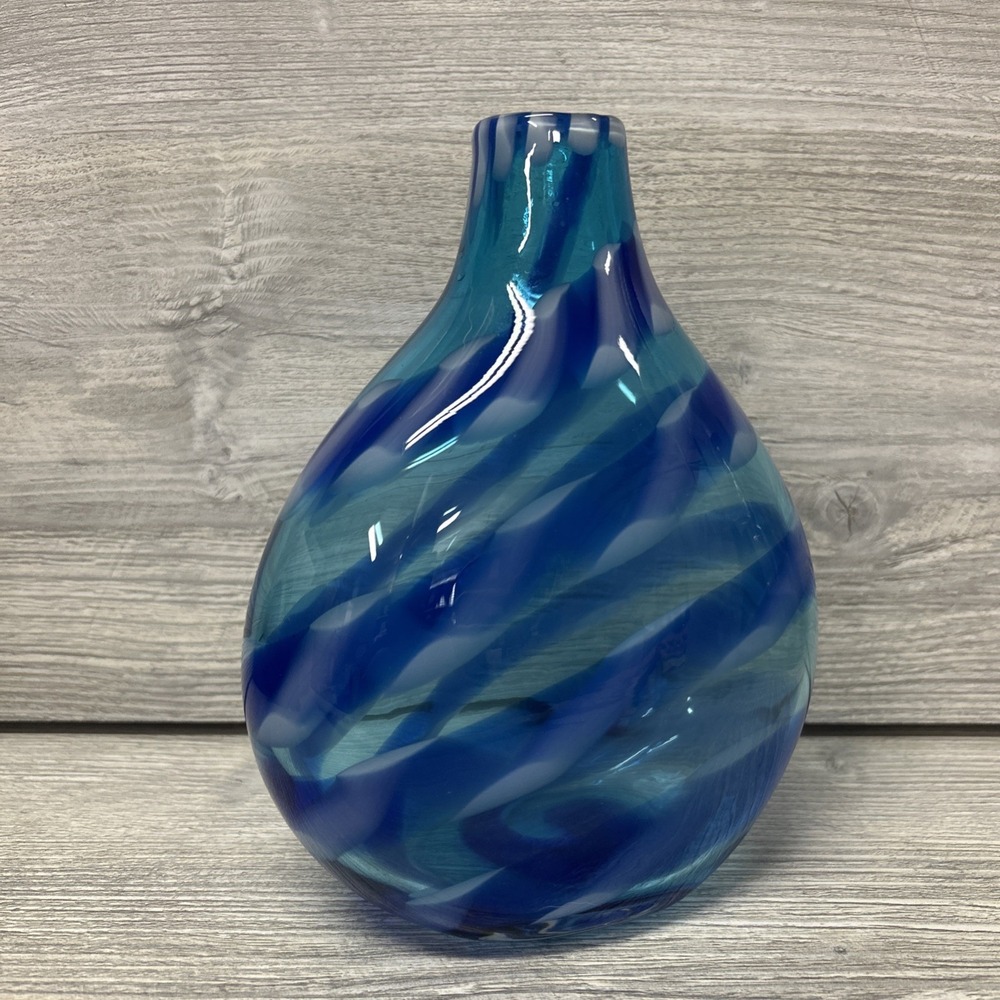 Crate & Barrel MYKONOS GLASS Vase -‎ 8" Blown Glass Art Vase Small A5 - Picture 3 of 7